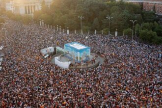 Tens of thousands flood streets to protest Spain border crisis
