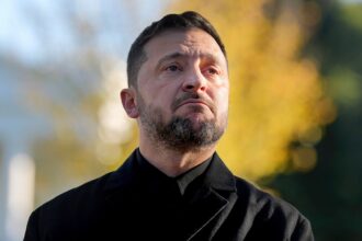 Drone nearly strikes Zelenskyy’s plane before takeoff for Norwegian king’s funeral, PM says